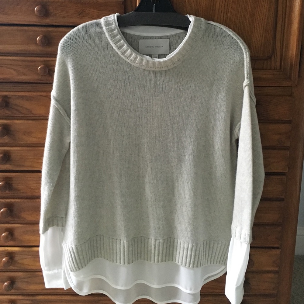 Brochu Walker "looker crew" sweater